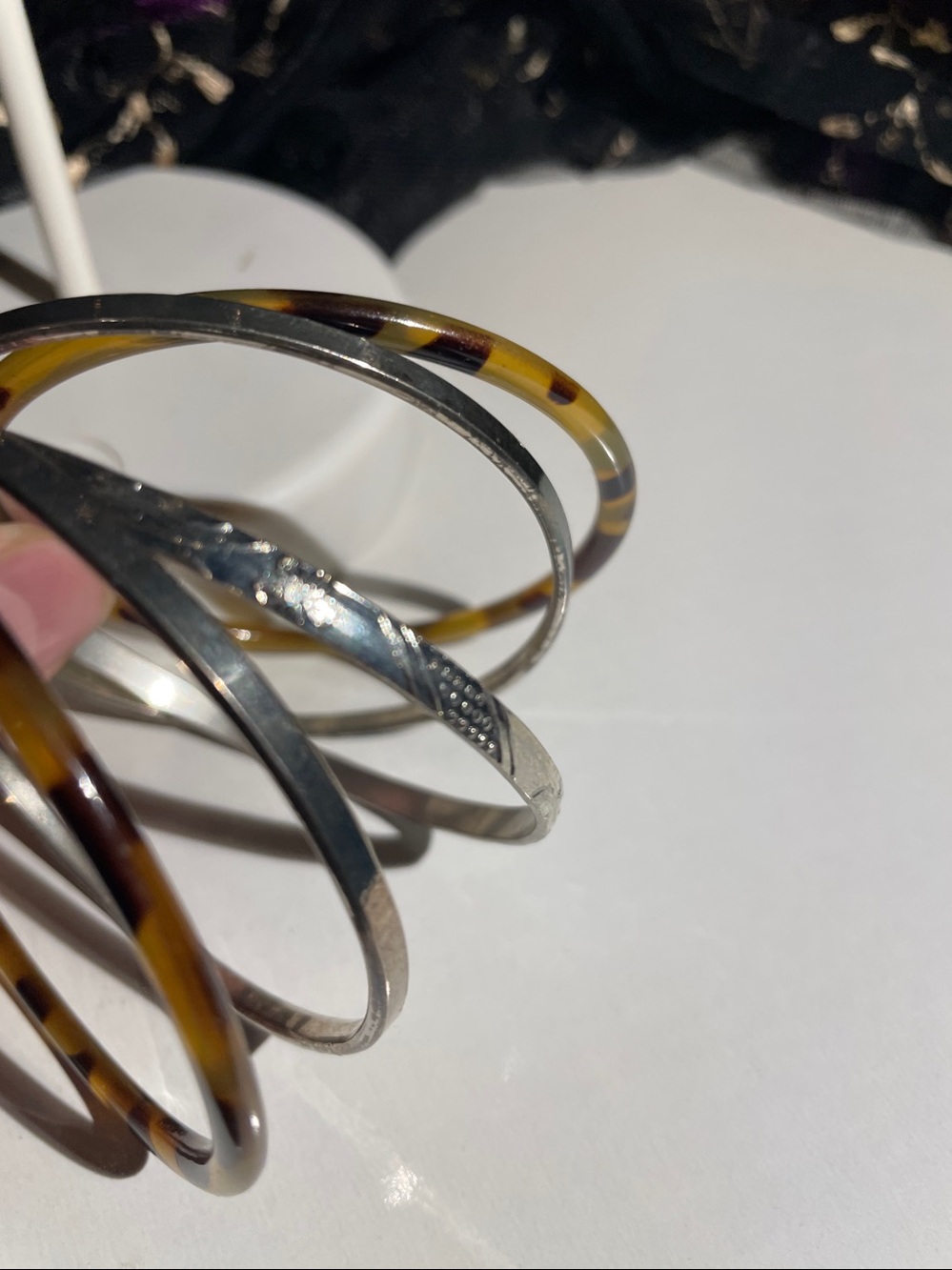 Tortoiseshell Acrylic Earrings - bracelets gunmetal bracelets Flower Heart Chain - Picture 3 of 10